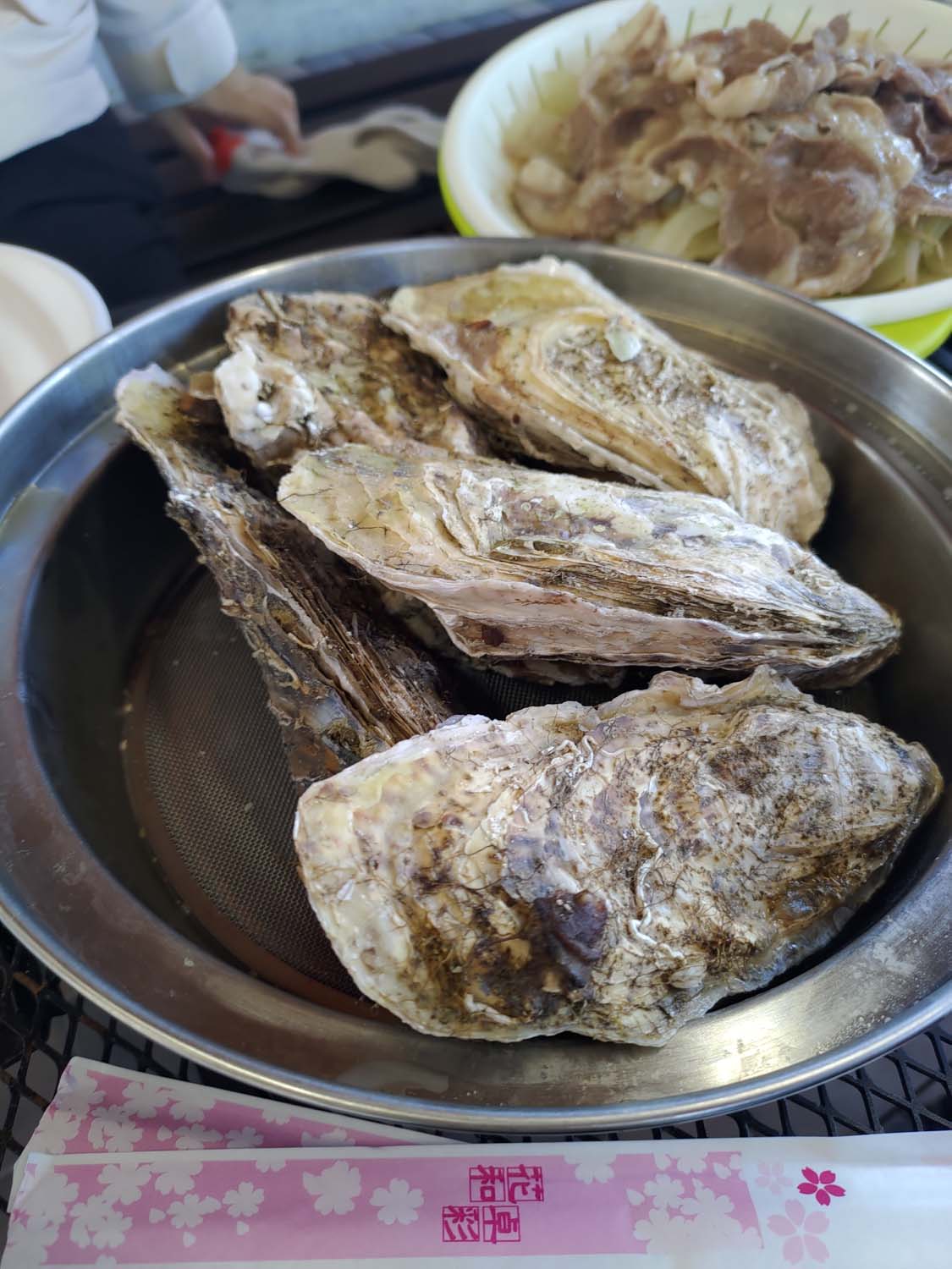 直飛函館自由行(美食下篇)┃一文字拉麵必吃 經典美鈴咖啡 鹿部間歇泉蒸料理天然噴泉 久保田牧場冰淇淋 北海道自駕 函館美食