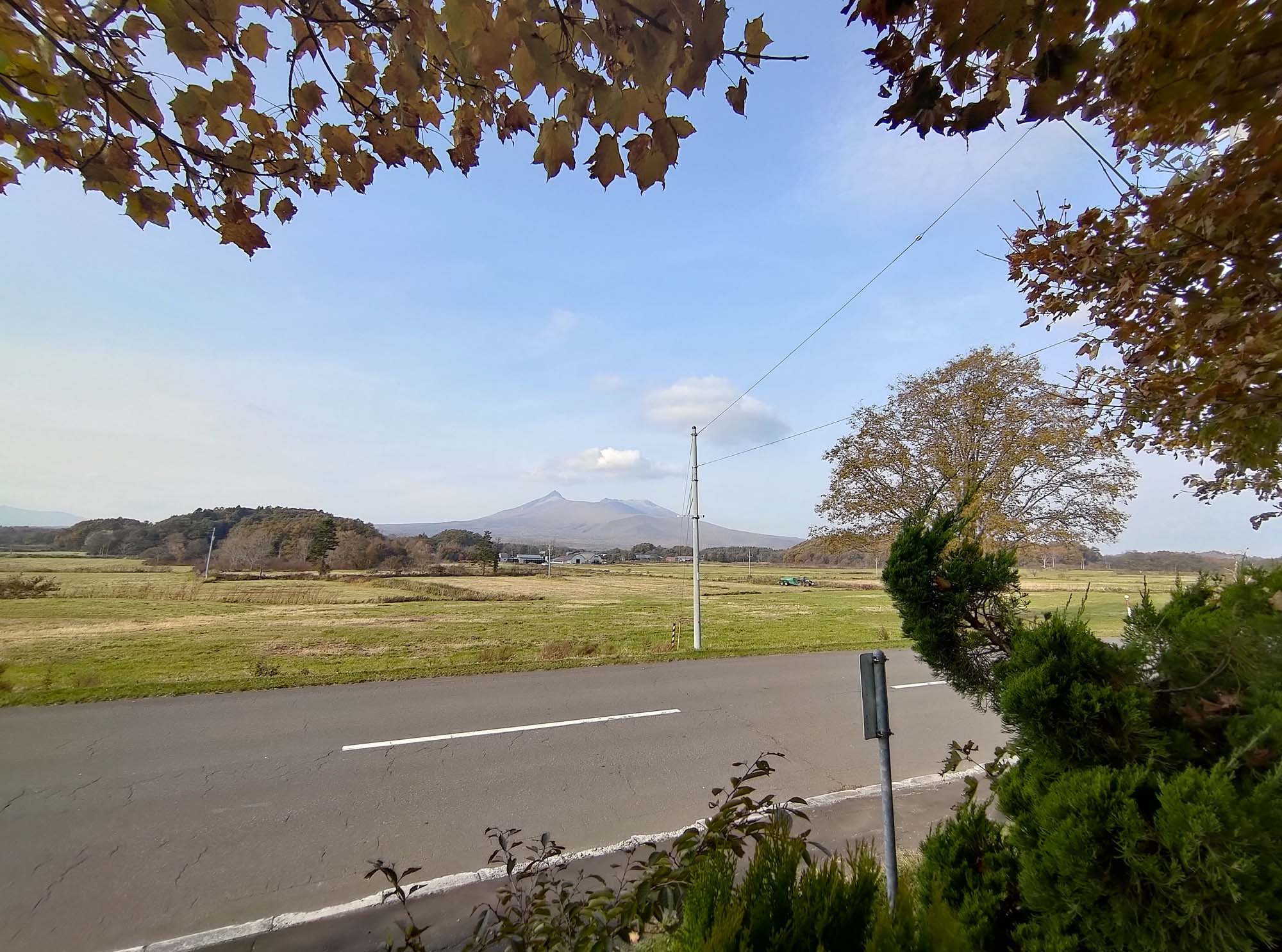 直飛函館自由行(美食下篇)┃一文字拉麵必吃 經典美鈴咖啡 鹿部間歇泉蒸料理天然噴泉 久保田牧場冰淇淋 北海道自駕 函館美食