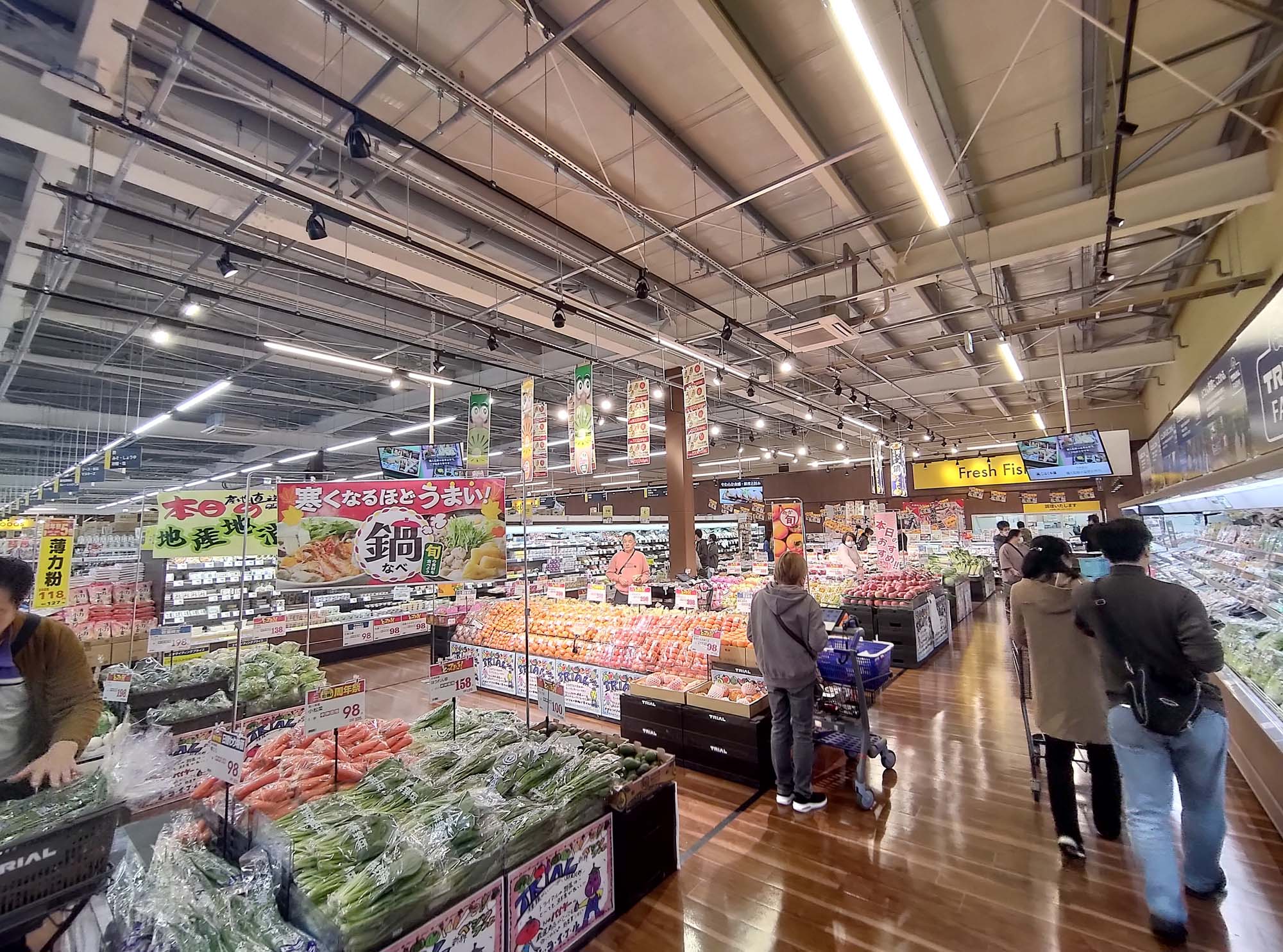 香川讚岐市住宿｜JR四國古民家「4S STAY鈴音」座落山景櫻花一日限定一組包棟 一泊二食橄欖牛涮涮鍋 86遍路志度寺 香川自駕