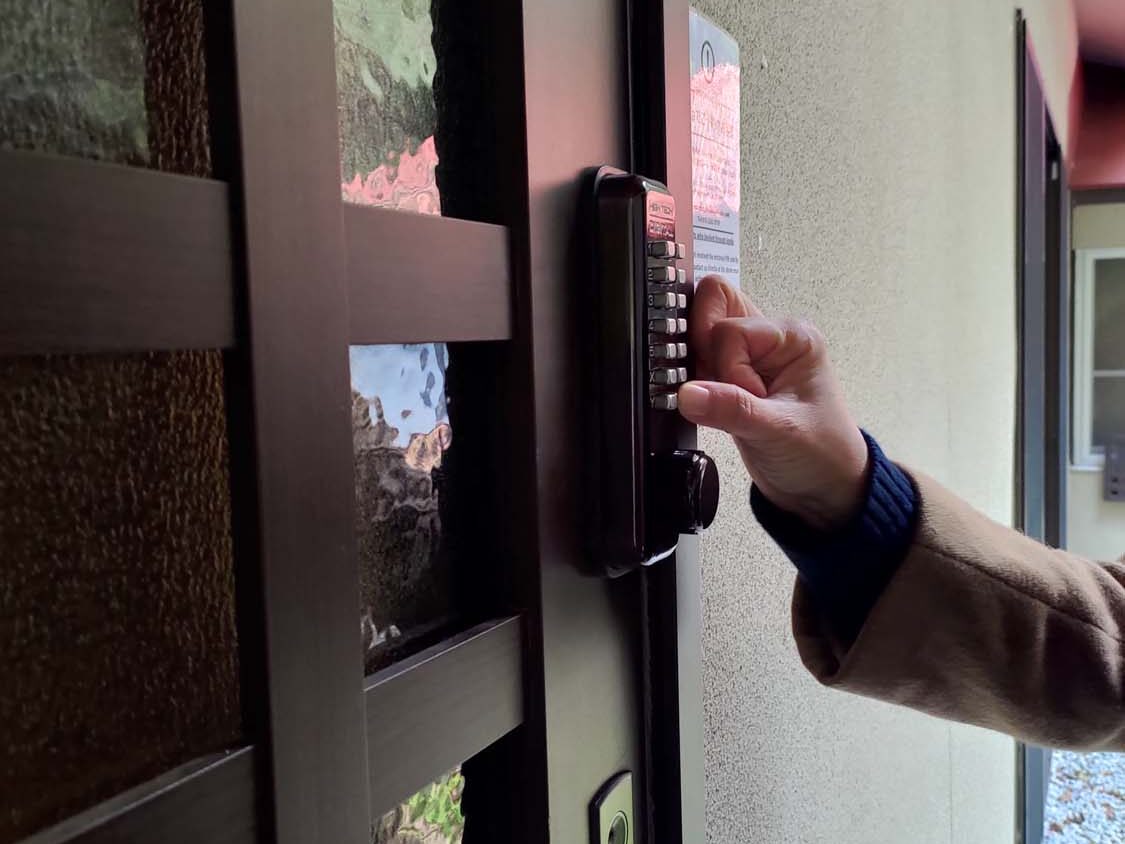 香川讚岐市住宿｜JR四國古民家「4S STAY鈴音」座落山景櫻花一日限定一組包棟 一泊二食橄欖牛涮涮鍋 86遍路志度寺 香川自駕