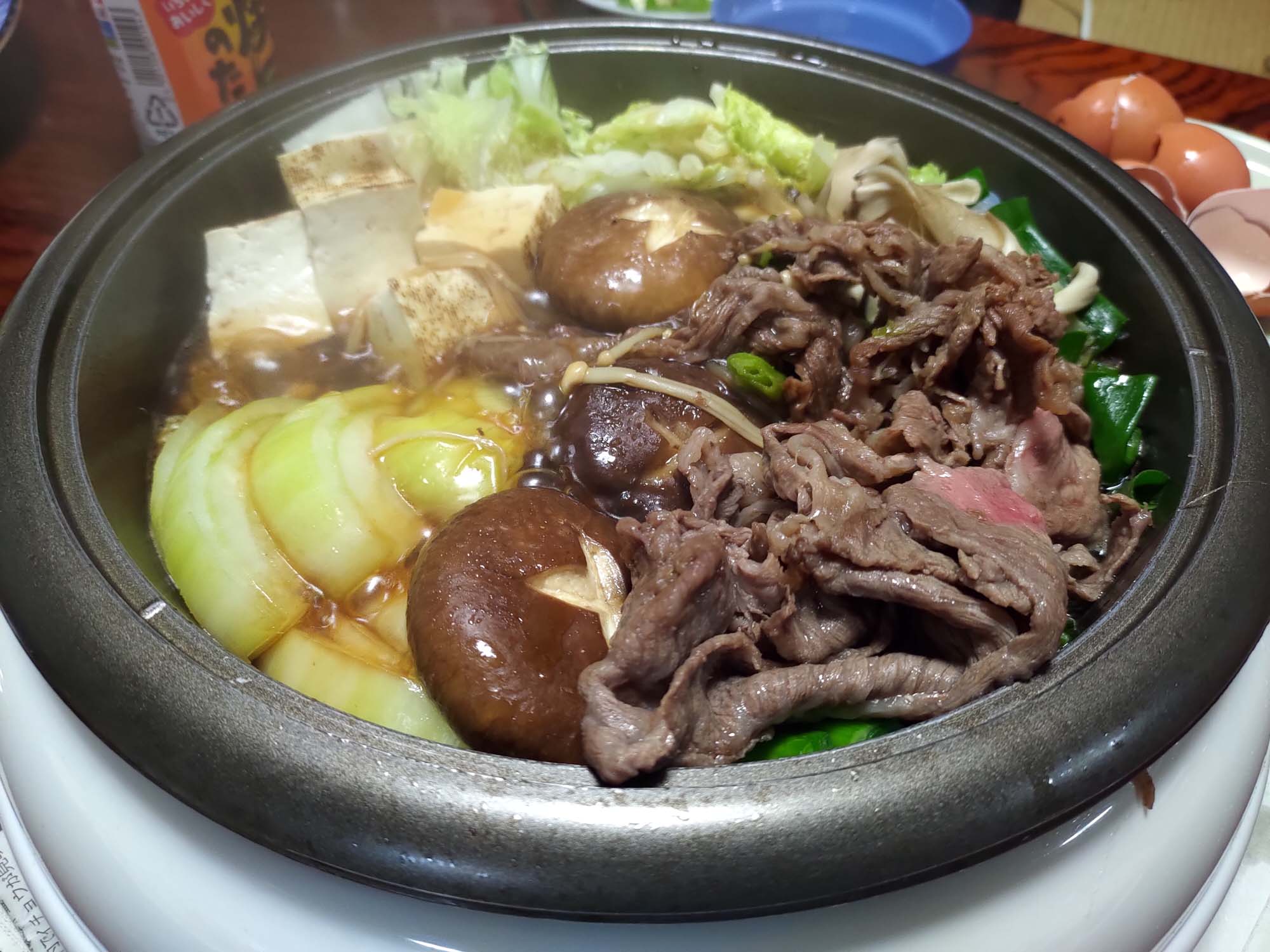 德島美馬農泊｜農家民宿中島 山上秋楓一泊二食 跟著奶奶種花拔菜包水餃 免費接送與預約方法 看板狗狗迎接 四國民宿 德島住宿