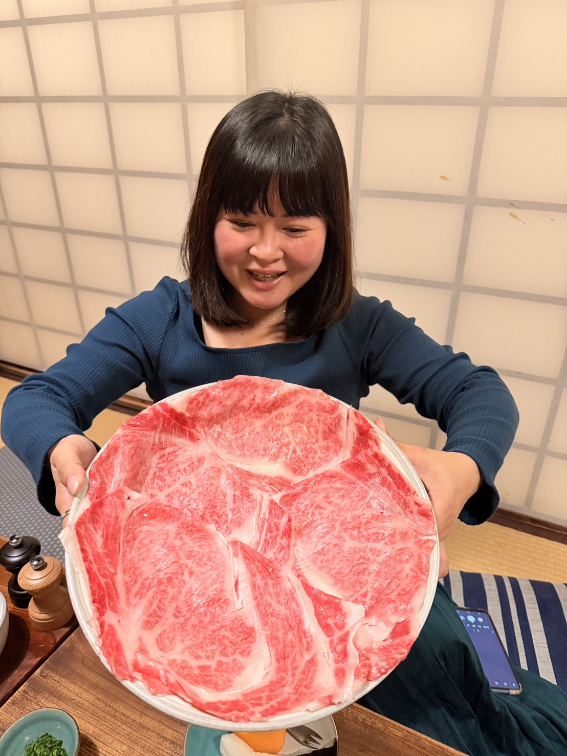鳥取餐廳|たくみ匠割烹店 民藝美學與和牛涮涮鍋完美邂逅 定食套餐 民藝美術館 たくみ工藝店 たくみ咖啡 鳥取自由行 鳥取站走6分 - 第12張圖 鳥取餐廳|たくみ匠割烹店 民藝美學與和牛涮涮鍋完美邂逅 定食套餐 民藝美術館 たくみ工藝店 たくみ咖啡 鳥取自由行 鳥取站走6分