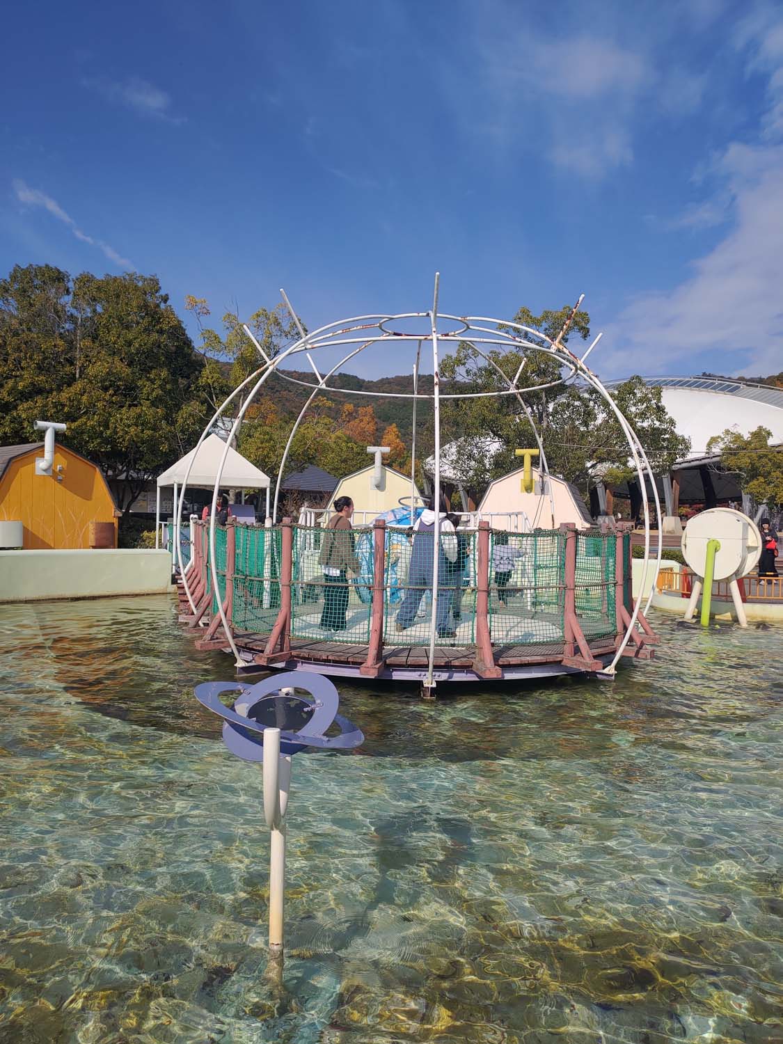 德島景點┃親子明日多夢樂園 全日本最大木育美術館萬顆木蛋浴池 科學水世界巨大益智溜滑梯迷宮 天文科學館 德島自由行 四國親子 - 第21張圖 德島景點┃親子明日多夢樂園 全日本最大木育美術館萬顆木蛋浴池 科學水世界巨大益智溜滑梯迷宮 天文科學館 德島自由行 四國親子