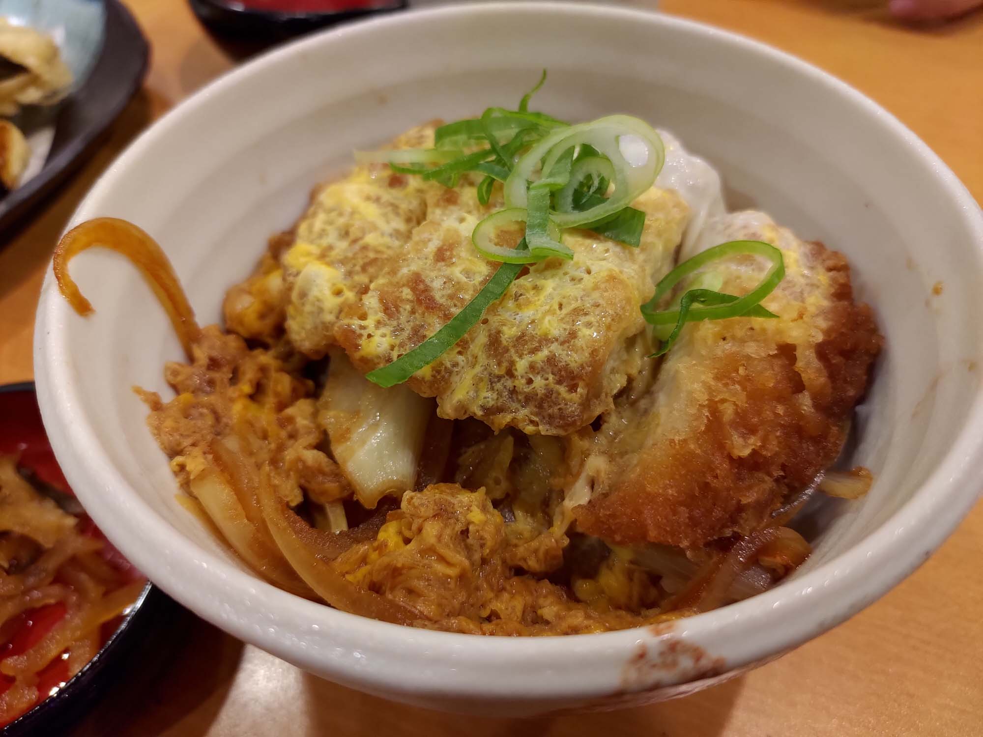 鳥取交通|關西機場搭巴士到鳥取 OCTA難波站轉車 獨立個人舒適座位充電隔廉腳踏 鳥取站走5分平價商旅Green Rich近星巴克永旺 - 第13張圖 鳥取交通|關西機場搭巴士到鳥取 OCTA難波站轉車 獨立個人舒適座位充電隔廉腳踏 鳥取站走5分平價商旅Green Rich近星巴克永旺