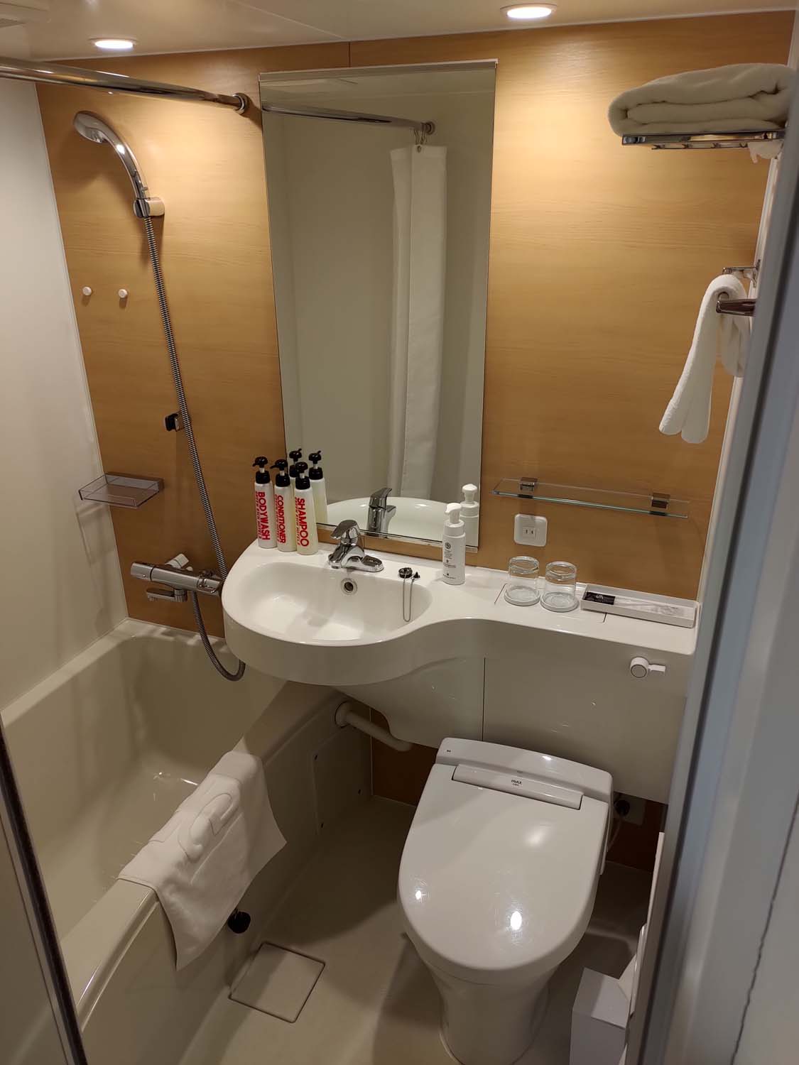 鳥取住宿|鳥取站走3分Green Rich Hotel 平價高CP值豐富早餐與大浴場 走路到永旺星巴客餐廳唐吉 超方便推薦 - 第9張圖 鳥取住宿|鳥取站走3分Green Rich Hotel 平價高CP值豐富早餐與大浴場 走路到永旺星巴客餐廳唐吉 超方便推薦