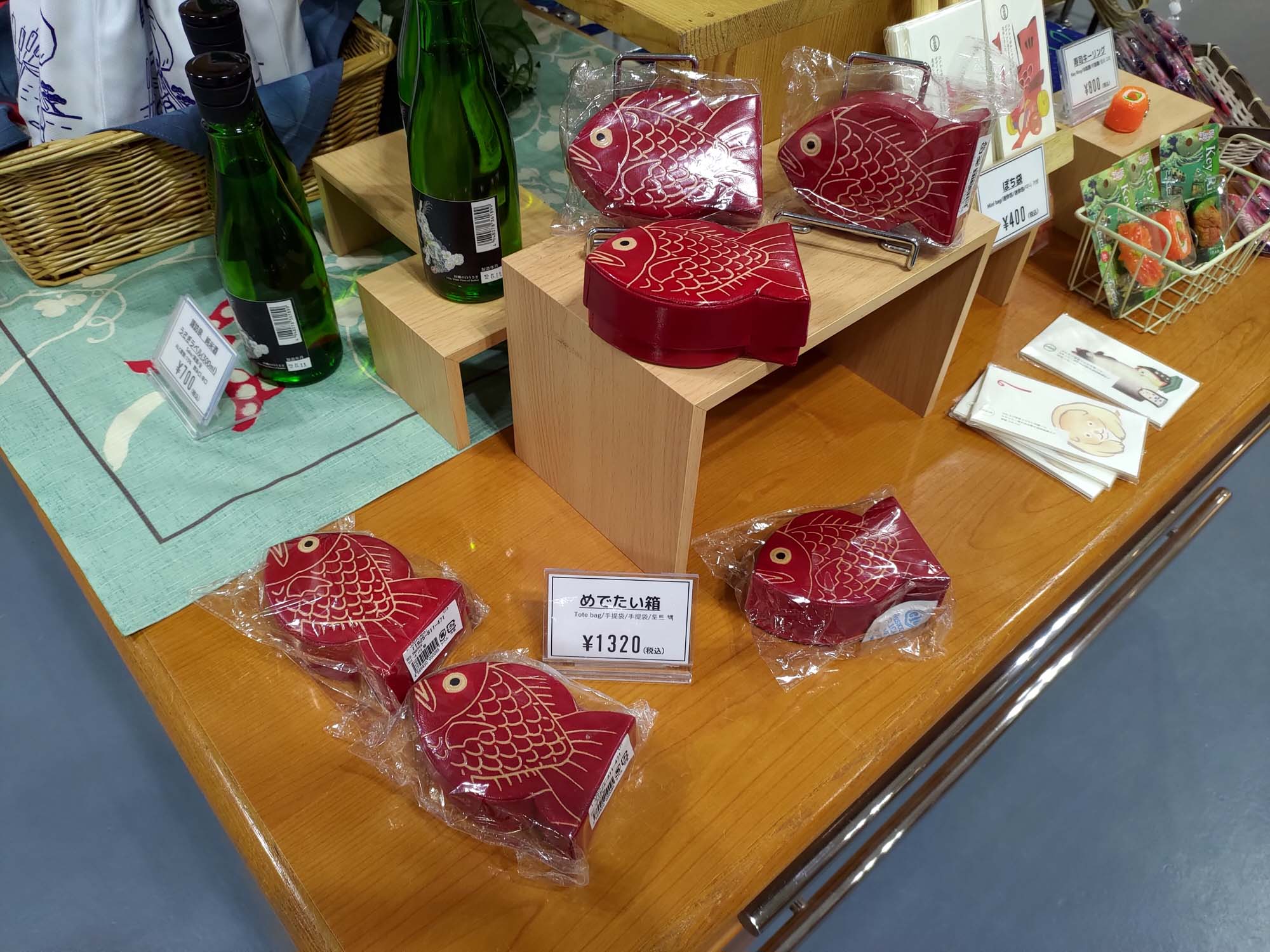 鳥取景點┃套上鞋套走鳥取砂丘 Takahama Cafe高濱咖啡砂丘美術館日本篇 三小時計程車 鳥取市自由行