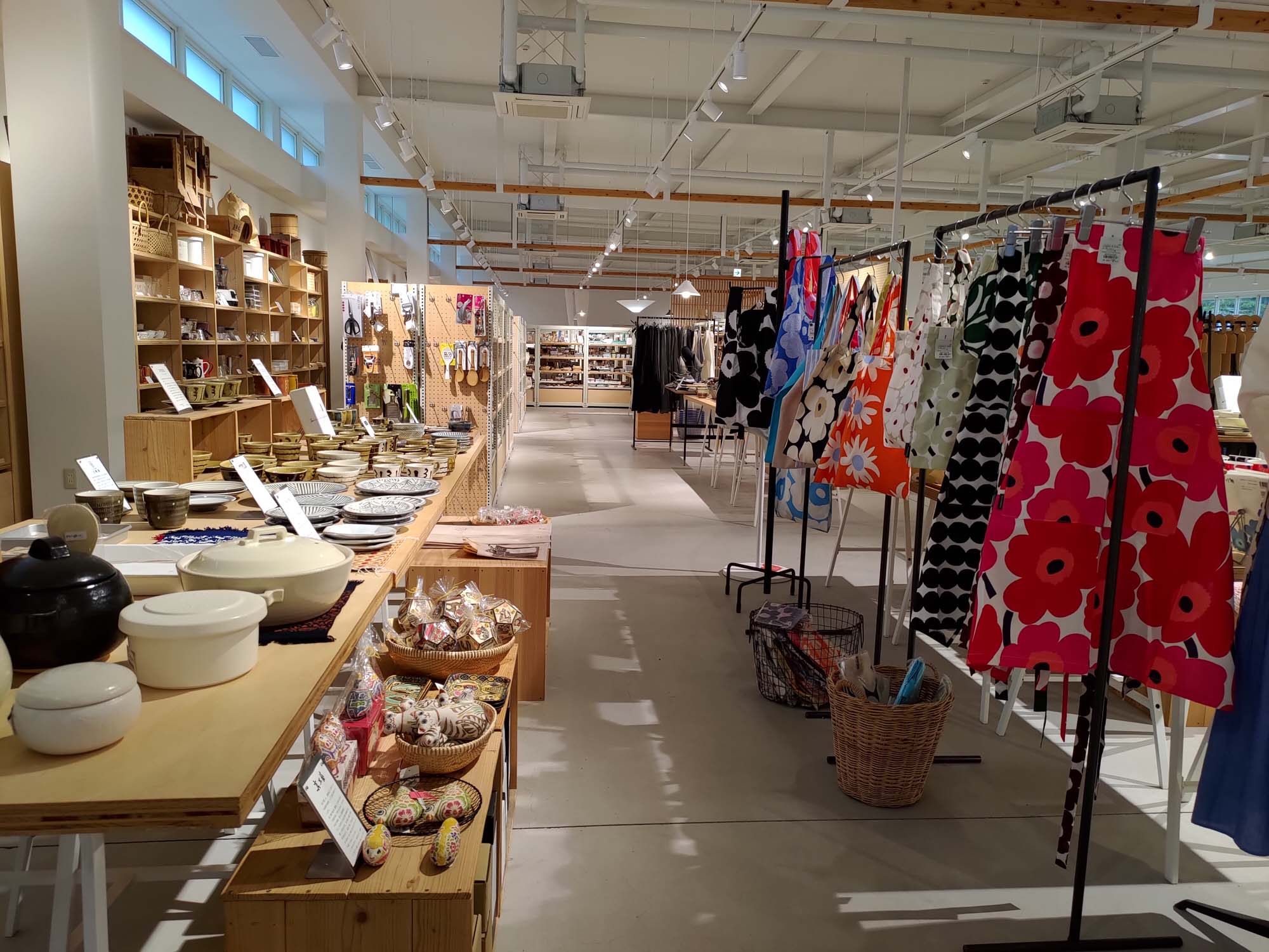 鳥取購物喝咖啡┃鳥取站前丸由百貨TRUFFLE DONUT生甜甜圈 走13分Am’s質感生活美學 服飾鞋居家品超大間 鳥取市自由行 鳥取逛街