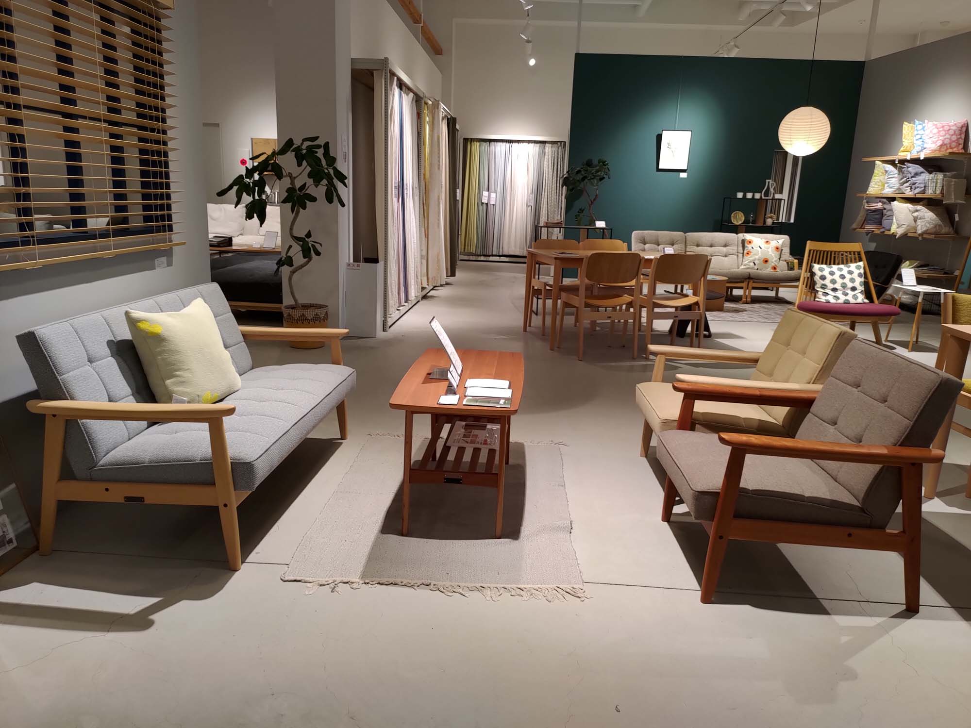 鳥取購物┃Am’s質感生活服飾鞋子居家廚房客廳用品 2023開幕生活雜貨 超寬徜好逛 鳥取市自由行 鳥取站走13分