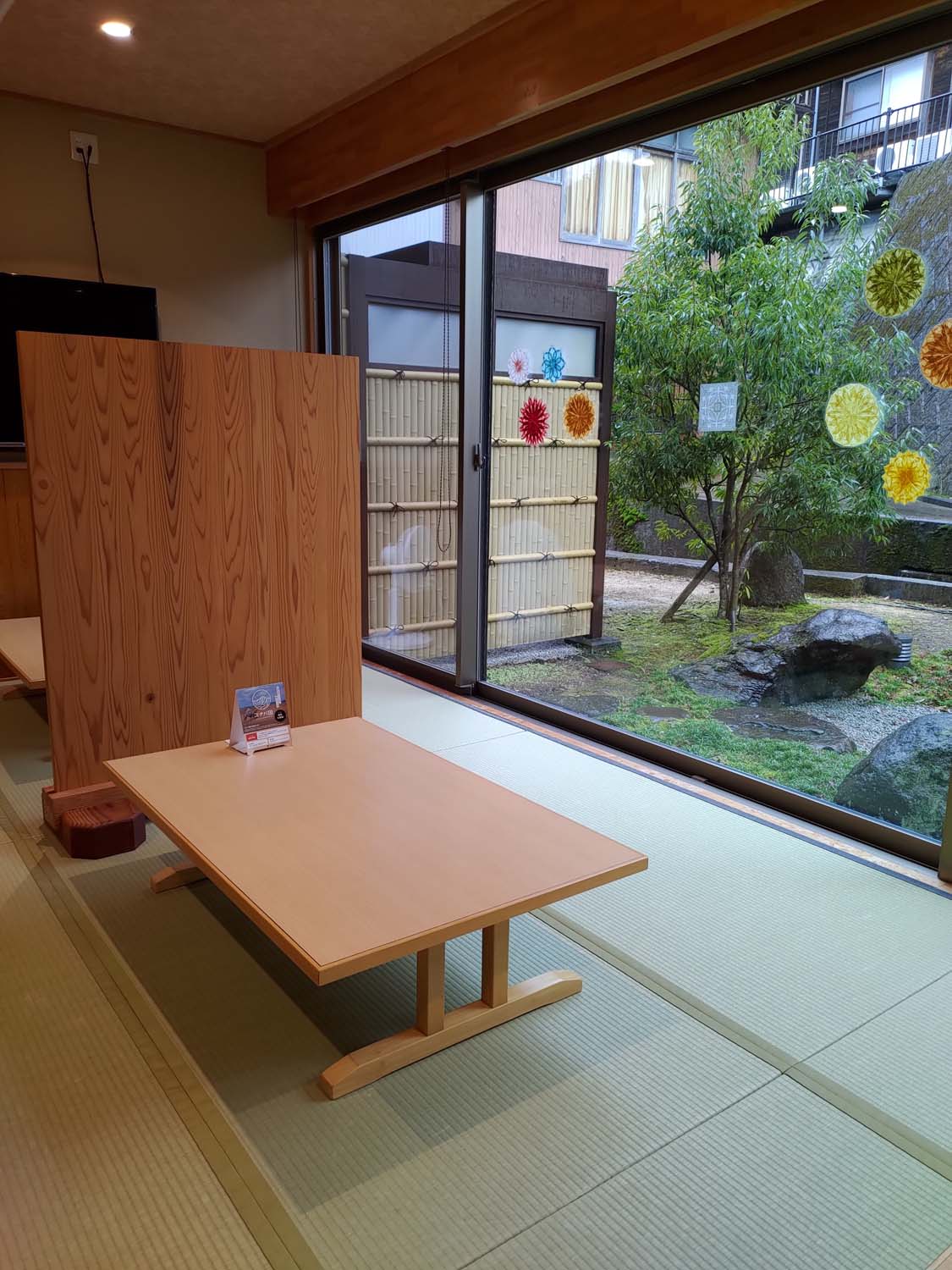 鳥取景點｜吉岡溫泉懷舊散策 千年美肌天然溫泉，古民家草莓聖代、隱藏版手作麵包與職人烘豆咖啡館 鳥取泡湯自由行 小鎮創生