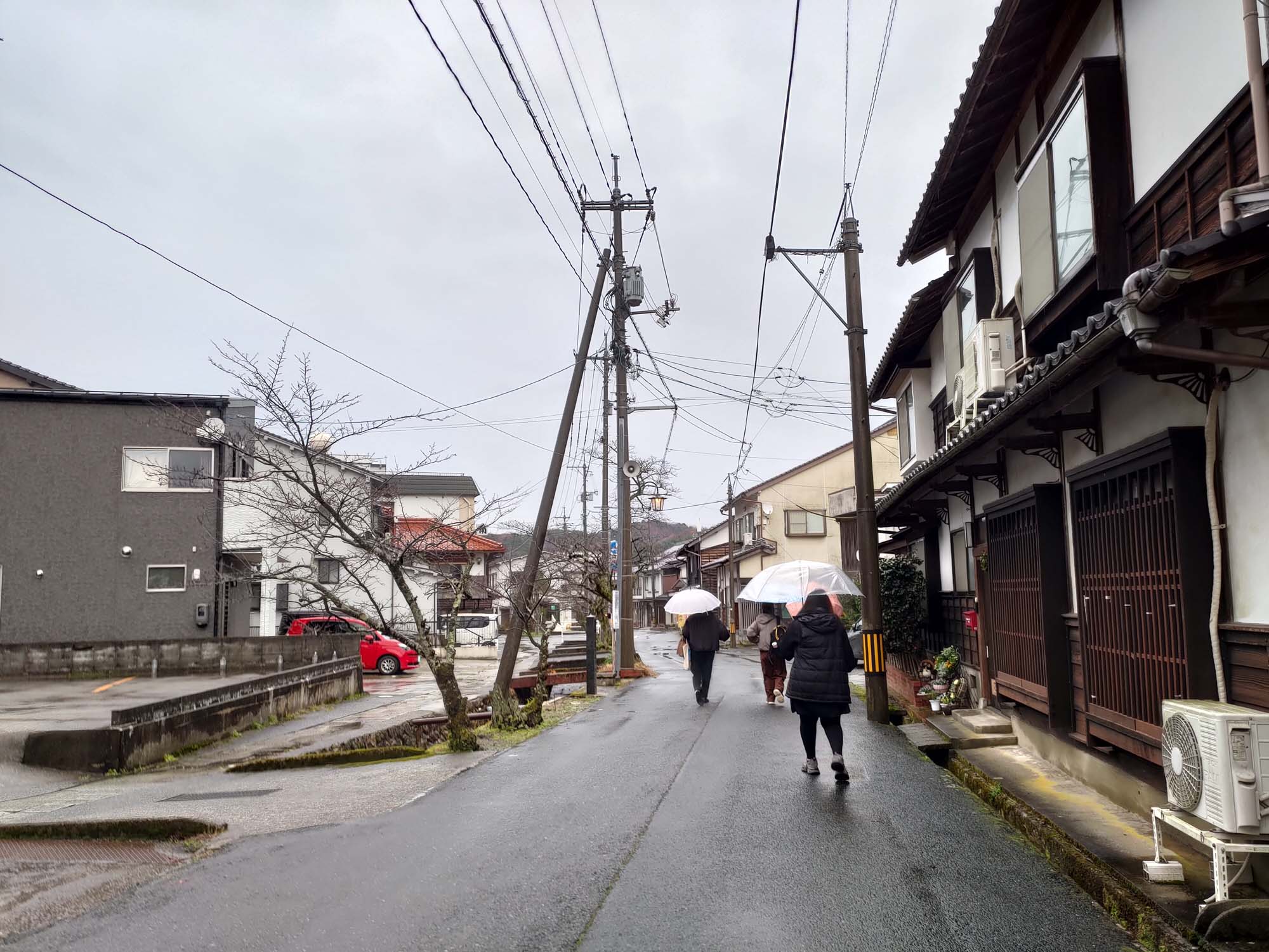 鳥取景點｜吉岡溫泉懷舊散策 千年美肌天然溫泉，古民家草莓聖代、隱藏版手作麵包與職人烘豆咖啡館 鳥取泡湯自由行 小鎮創生