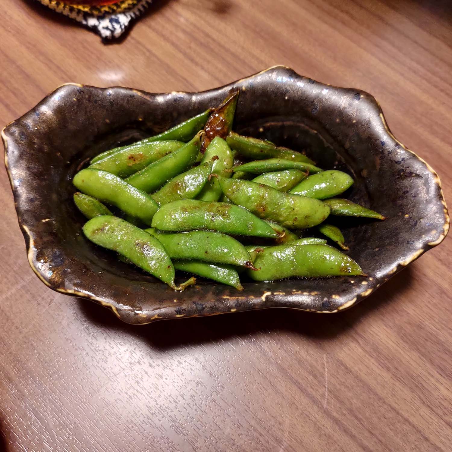 鳥取餐廳｜在地人都推的居酒屋「ぐらっちぇ」咕啦節 日本海直送海鮮 鰻魚壽司 烤雞翅毛豆 蛋捲 樣樣好吃 JR鳥取走6分 鳥取居酒屋
