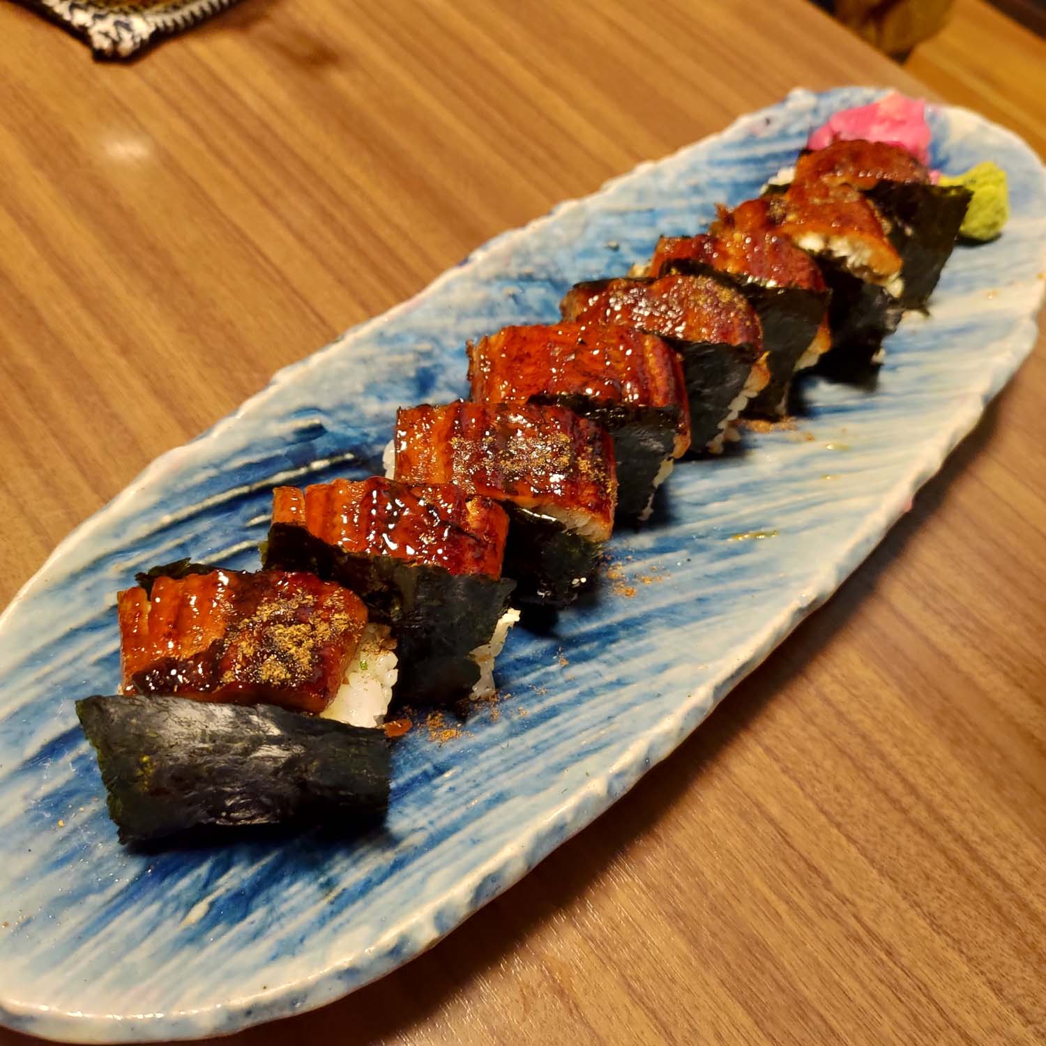 鳥取餐廳｜在地人都推的居酒屋「ぐらっちぇ」咕啦節 日本海直送海鮮 鰻魚壽司 烤雞翅毛豆 蛋捲 樣樣好吃 JR鳥取走6分 鳥取居酒屋