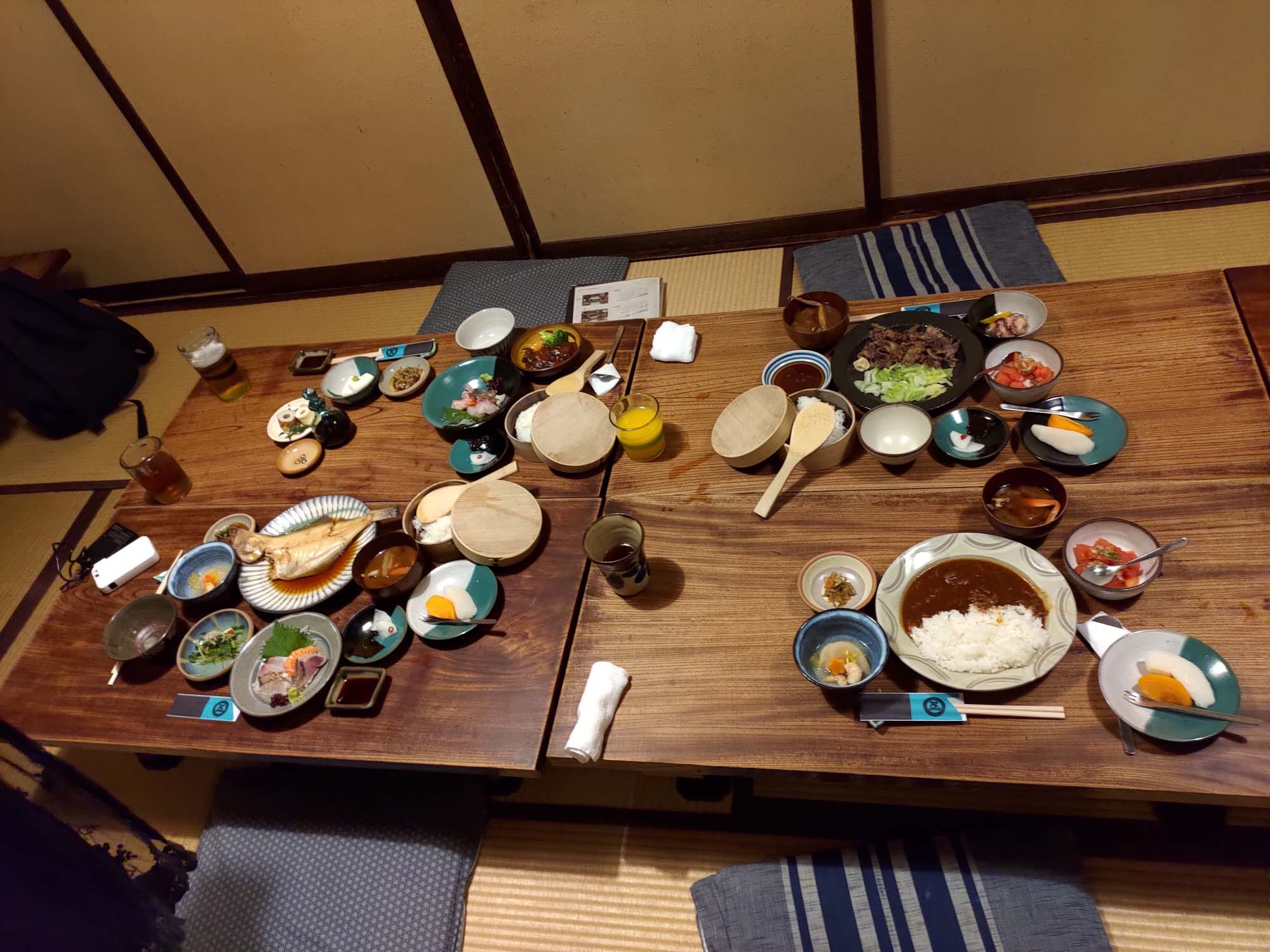 鳥取餐廳|たくみ匠割烹店 民藝美學與和牛涮涮鍋完美邂逅 定食套餐 民藝美術館 たくみ工藝店 たくみ咖啡 鳥取自由行 鳥取站走6分 - 第30張圖 鳥取餐廳|たくみ匠割烹店 民藝美學與和牛涮涮鍋完美邂逅 定食套餐 民藝美術館 たくみ工藝店 たくみ咖啡 鳥取自由行 鳥取站走6分