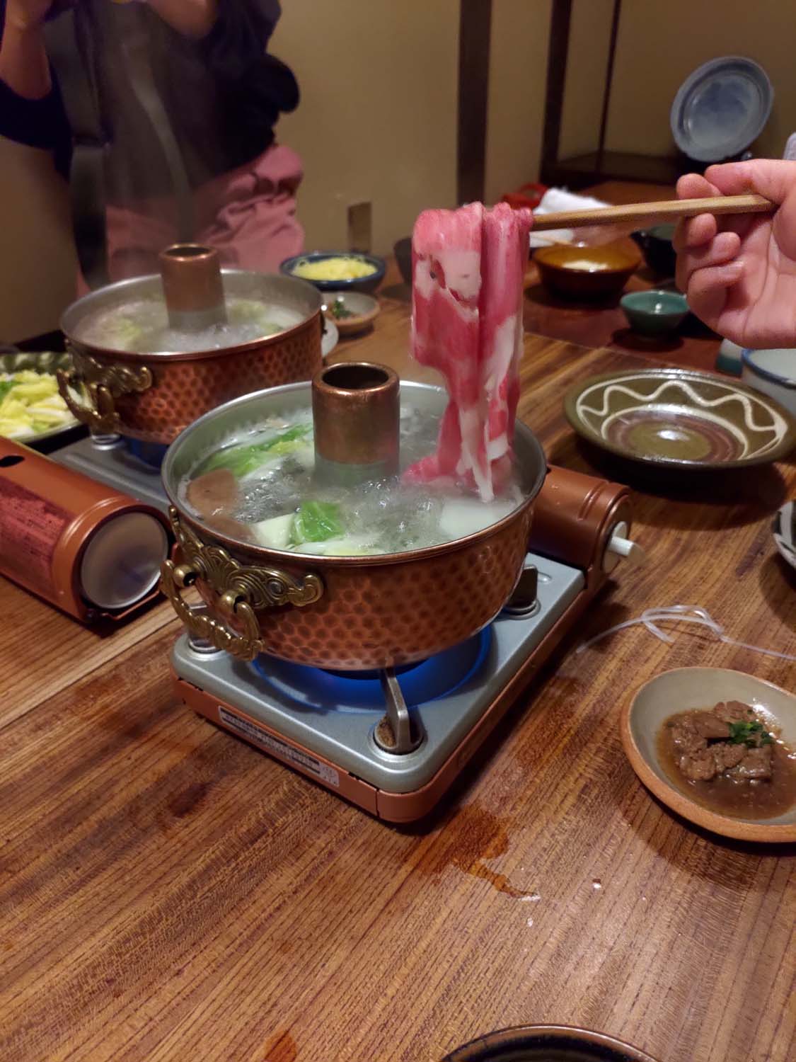 鳥取餐廳|たくみ匠割烹店 民藝美學與和牛涮涮鍋完美邂逅 定食套餐 民藝美術館 たくみ工藝店 たくみ咖啡 鳥取自由行 鳥取站走6分 - 第9張圖 鳥取餐廳|たくみ匠割烹店 民藝美學與和牛涮涮鍋完美邂逅 定食套餐 民藝美術館 たくみ工藝店 たくみ咖啡 鳥取自由行 鳥取站走6分