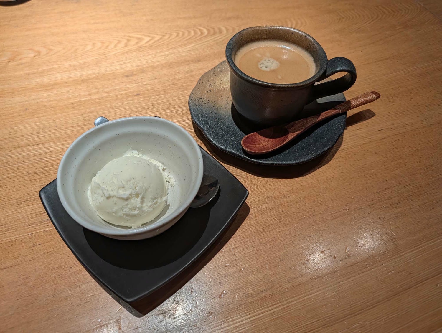 熊本市美食┃鰻魚德永(うなぎの徳永北部)大正百年老店鰻魚飯 傳統蒸烤雙絕 親子丼薑燒豬多樣菜色 中文線上預約 市區開車半小時 - 第16張圖 熊本市美食┃鰻魚德永(うなぎの徳永北部)大正百年老店鰻魚飯 傳統蒸烤雙絕 親子丼薑燒豬多樣菜色 中文線上預約 市區開車半小時