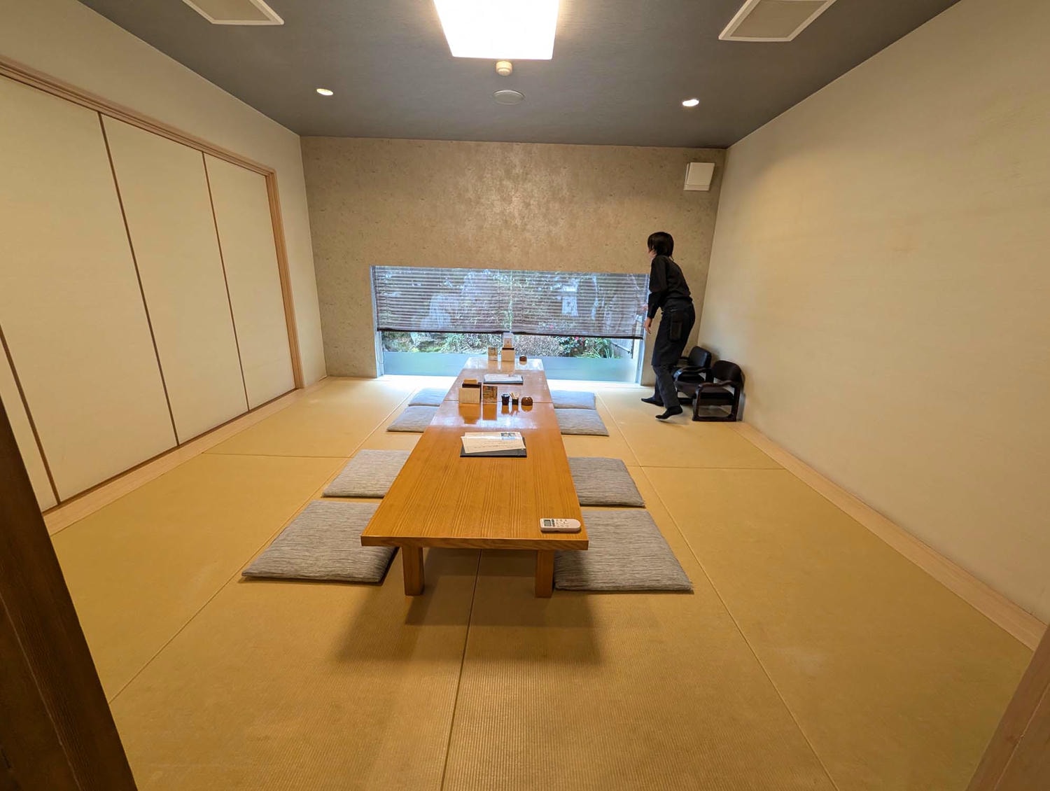 熊本市美食┃鰻魚德永(うなぎの徳永北部)大正百年老店鰻魚飯 傳統蒸烤雙絕 親子丼薑燒豬多樣菜色 中文線上預約 市區開車半小時 - 第7張圖 熊本市美食┃鰻魚德永(うなぎの徳永北部)大正百年老店鰻魚飯 傳統蒸烤雙絕 親子丼薑燒豬多樣菜色 中文線上預約 市區開車半小時