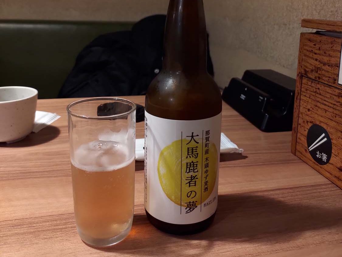 德島必吃美食┃JR 站步行直達「一鴻」居酒屋 日本銷量第一阿波尾雞骨付雞擠酸橘皮脆肉彈清爽 超人氣 德島自由行 德島站美食