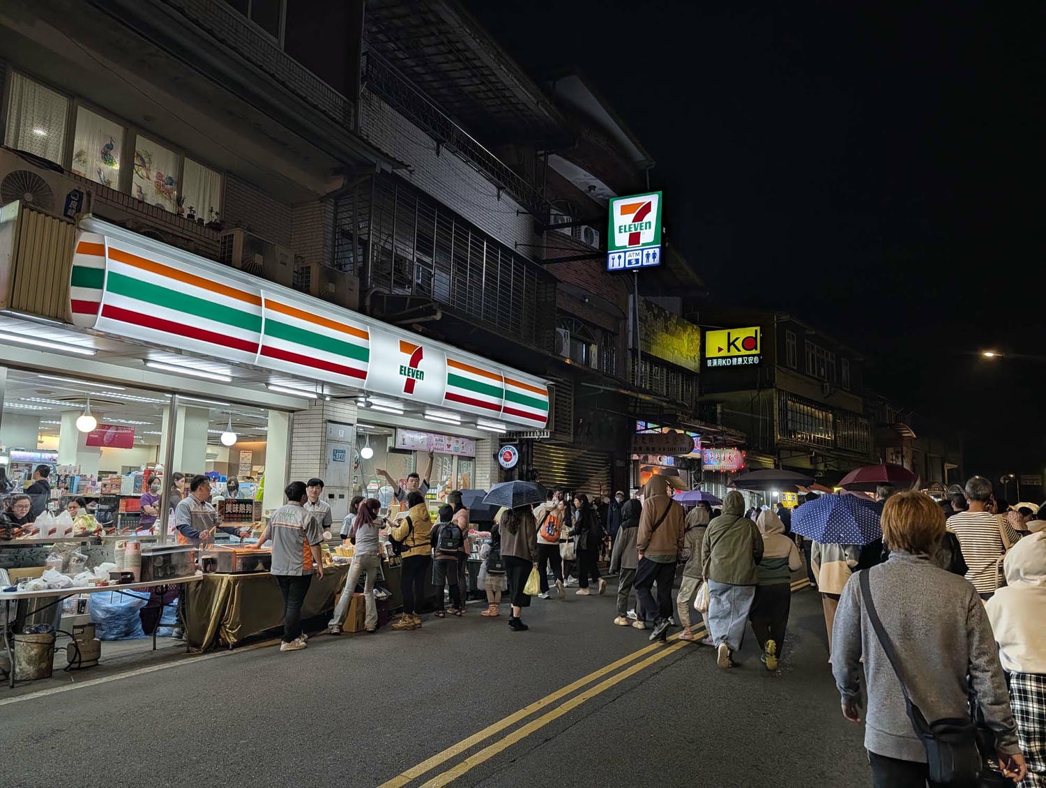 2026平溪天燈節┃一生必看的感動 日文導遊帶您飛越人潮！2026年平渓天灯祭一生に一度の感動を！日本語ガイドが混雑を避け、最高の体験ご案内