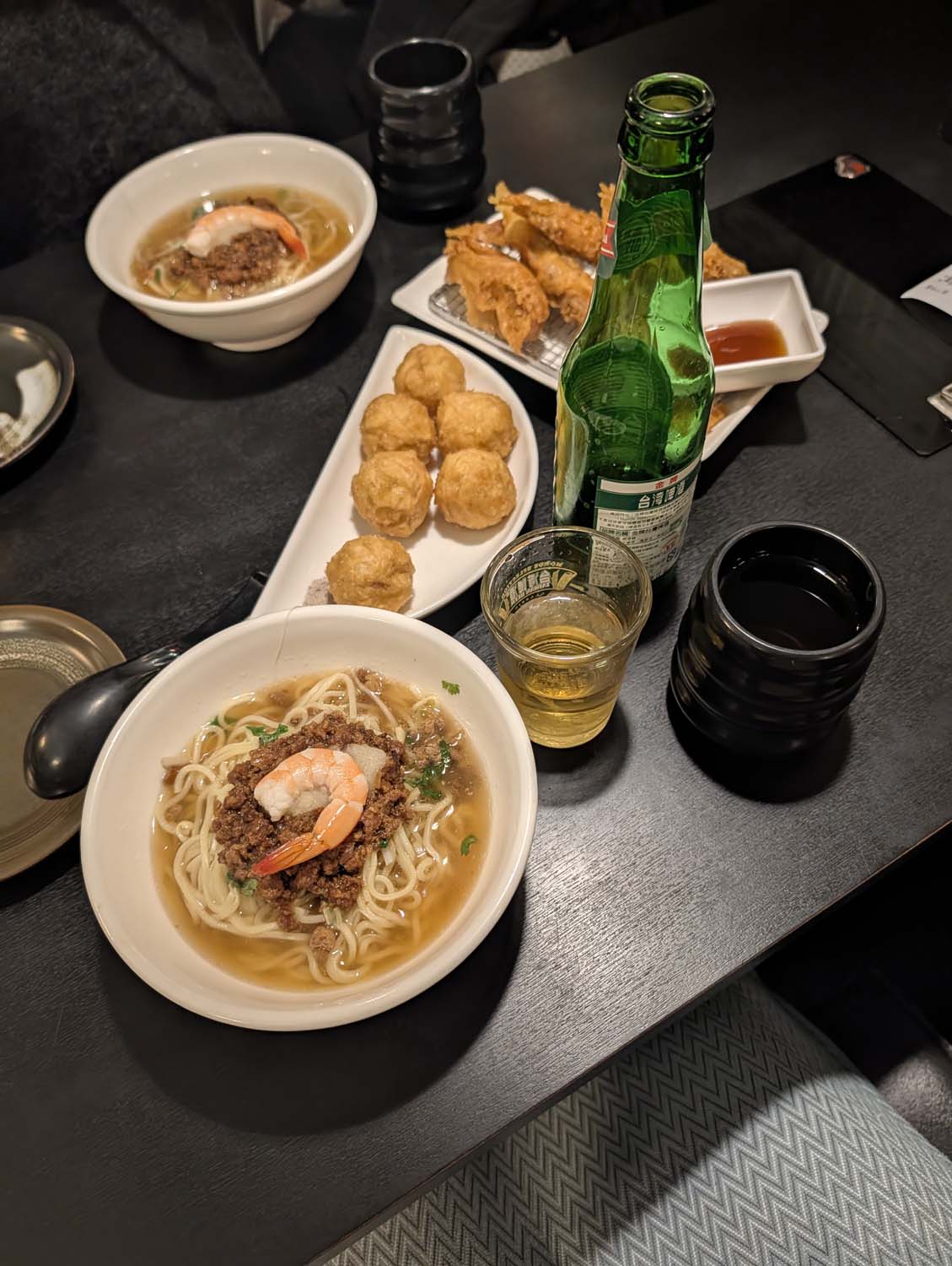 工作日常記錄┃EN和食吃鰤魚涮涮鍋抽JR九州周遊券 與客戶吃飯的日常 日本人都愛吃擔仔麵