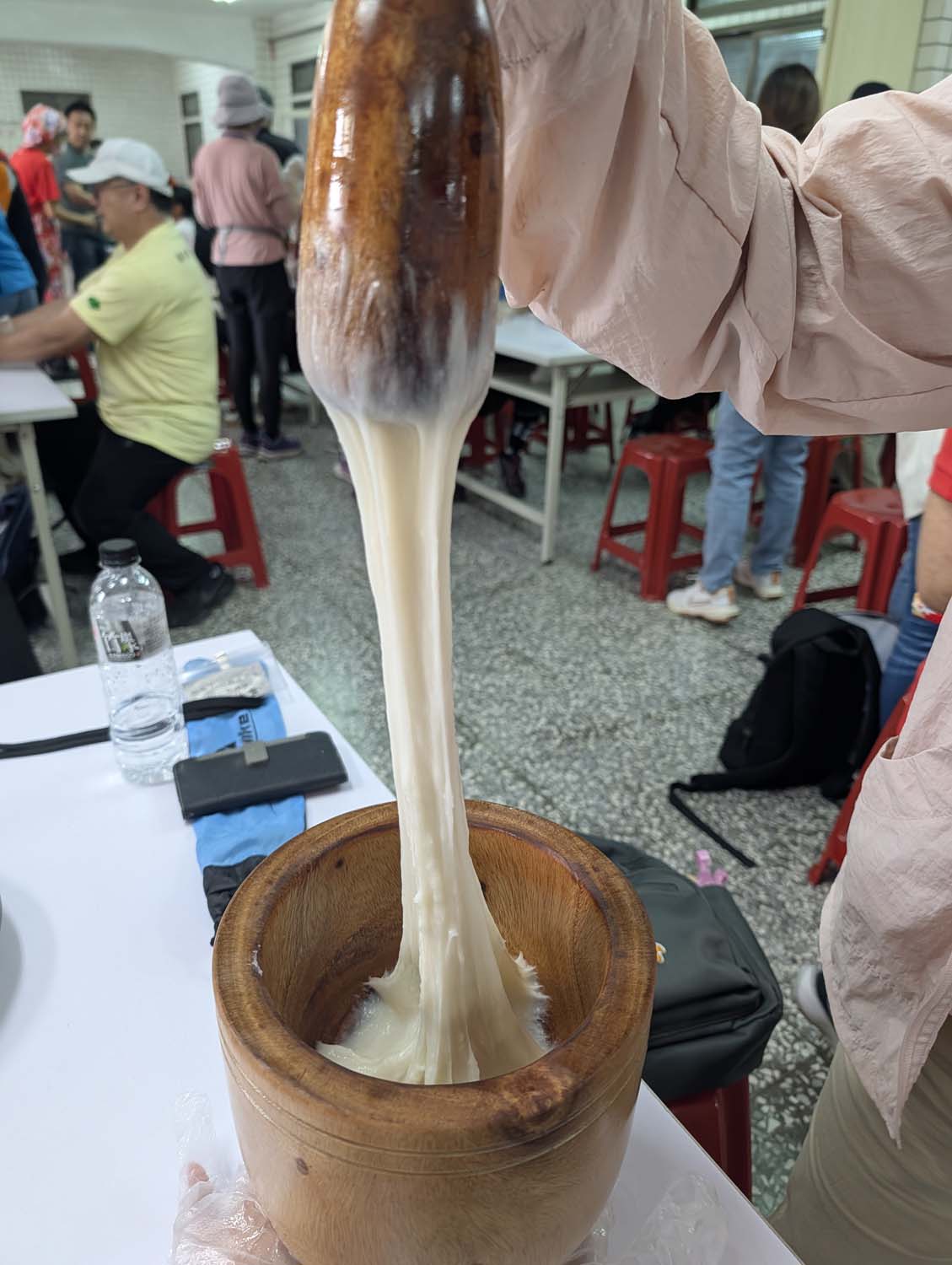 新北瑞芳桐花祭┃超值得!四腳亭砲台健行賞桐花雪 DIY搗麻糬 熱鬧園遊會遇見可愛發桐醬 - 第44張圖 新北瑞芳桐花祭┃超值得!四腳亭砲台健行賞桐花雪 DIY搗麻糬 熱鬧園遊會遇見可愛發桐醬