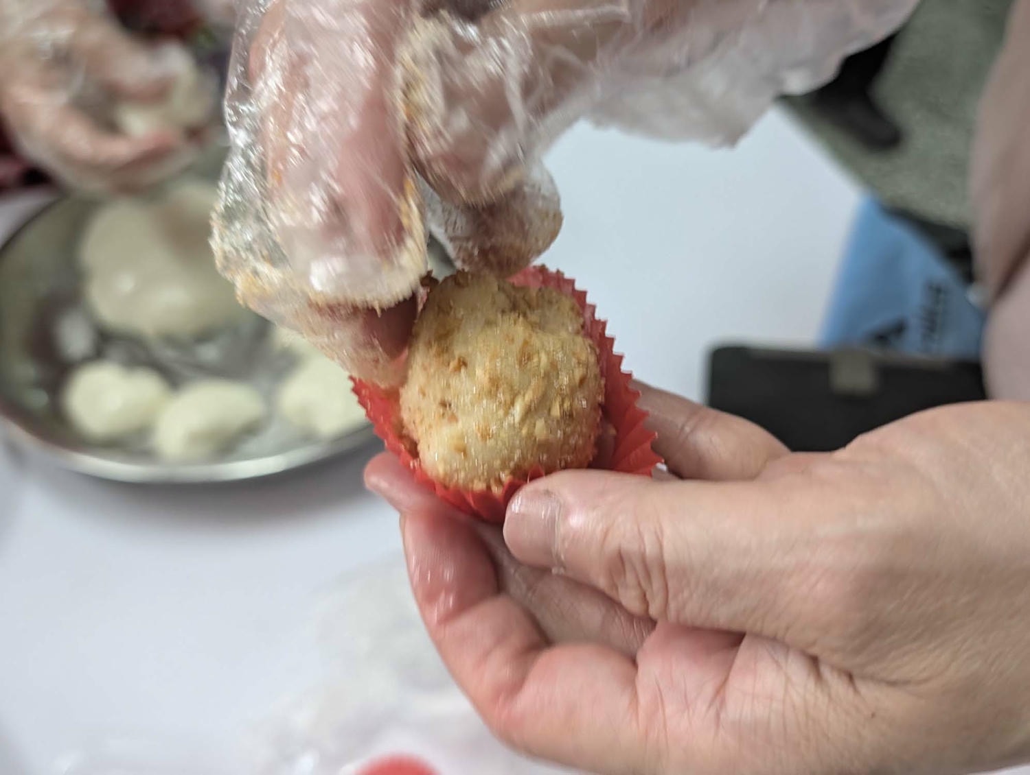 新北瑞芳桐花祭┃超值得!四腳亭砲台健行賞桐花雪 DIY搗麻糬 熱鬧園遊會遇見可愛發桐醬 - 第49張圖 新北瑞芳桐花祭┃超值得!四腳亭砲台健行賞桐花雪 DIY搗麻糬 熱鬧園遊會遇見可愛發桐醬
