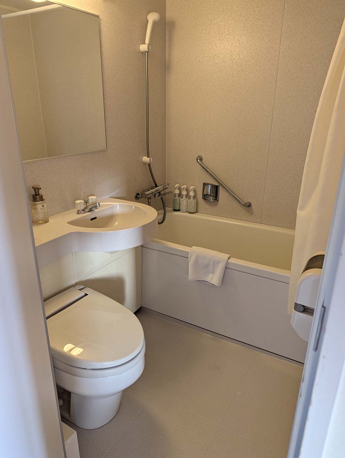 三重志摩住宿┃伊勢志摩昆特莎酒店(Quintessa Hotel)近車站走3分自駕逛永旺很近 早餐豐富高CP值 空間寬敞舒適乾淨 三重自由行 - 第11張圖 三重志摩住宿┃伊勢志摩昆特莎酒店(Quintessa Hotel)近車站走3分自駕逛永旺很近 早餐豐富高CP值 空間寬敞舒適乾淨 三重自由行